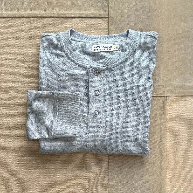 Men’s short-sleeve neutral tone-The Hudson Waffle Henley, Heather Grey