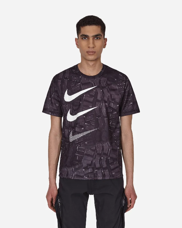 Men’s short-sleeve slim cut-Nike Vertical Triple Tick T-Shirt Black