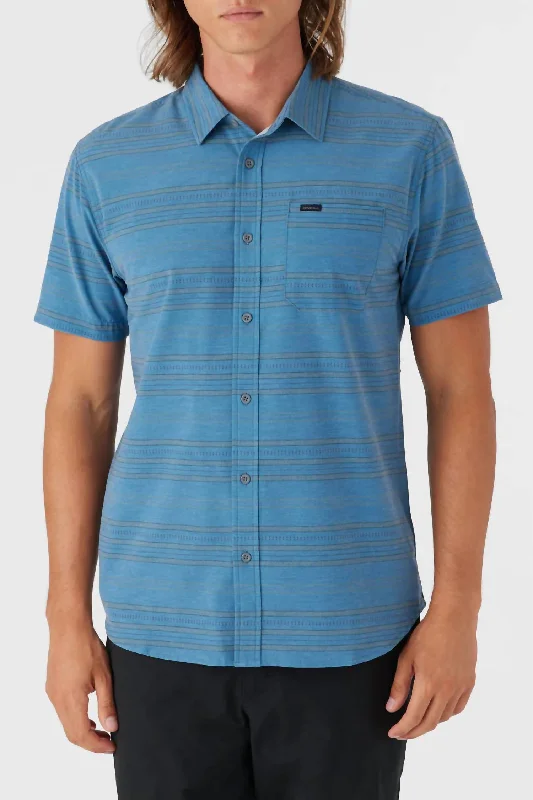 Men’s relaxed-fit casual shirt-Trvlr Upf Traverse Stripe Standard Shirt In Copen Blue